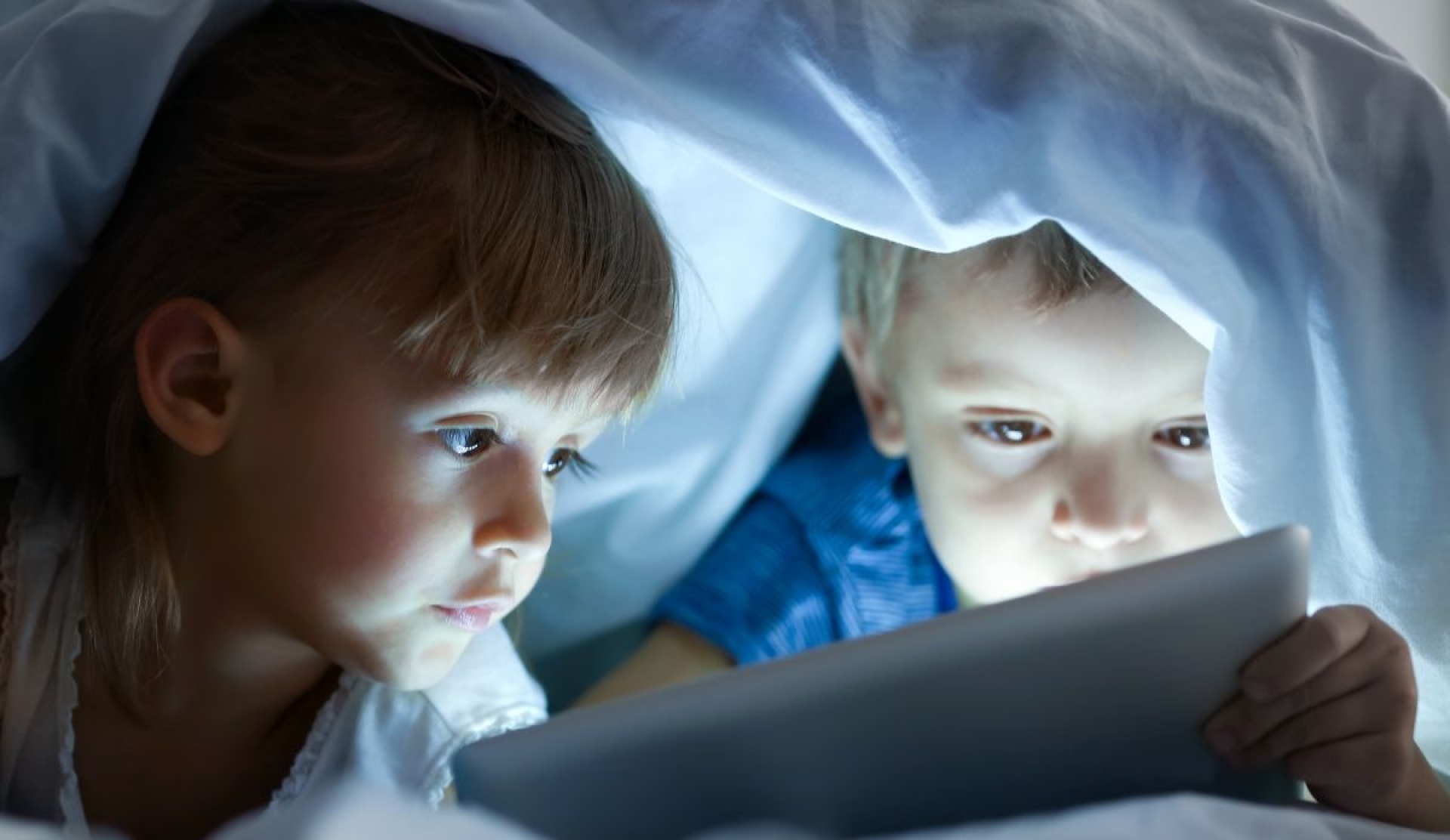 El uso de pantallas en niños: ¿Sabes cuánto tiempo es saludable?