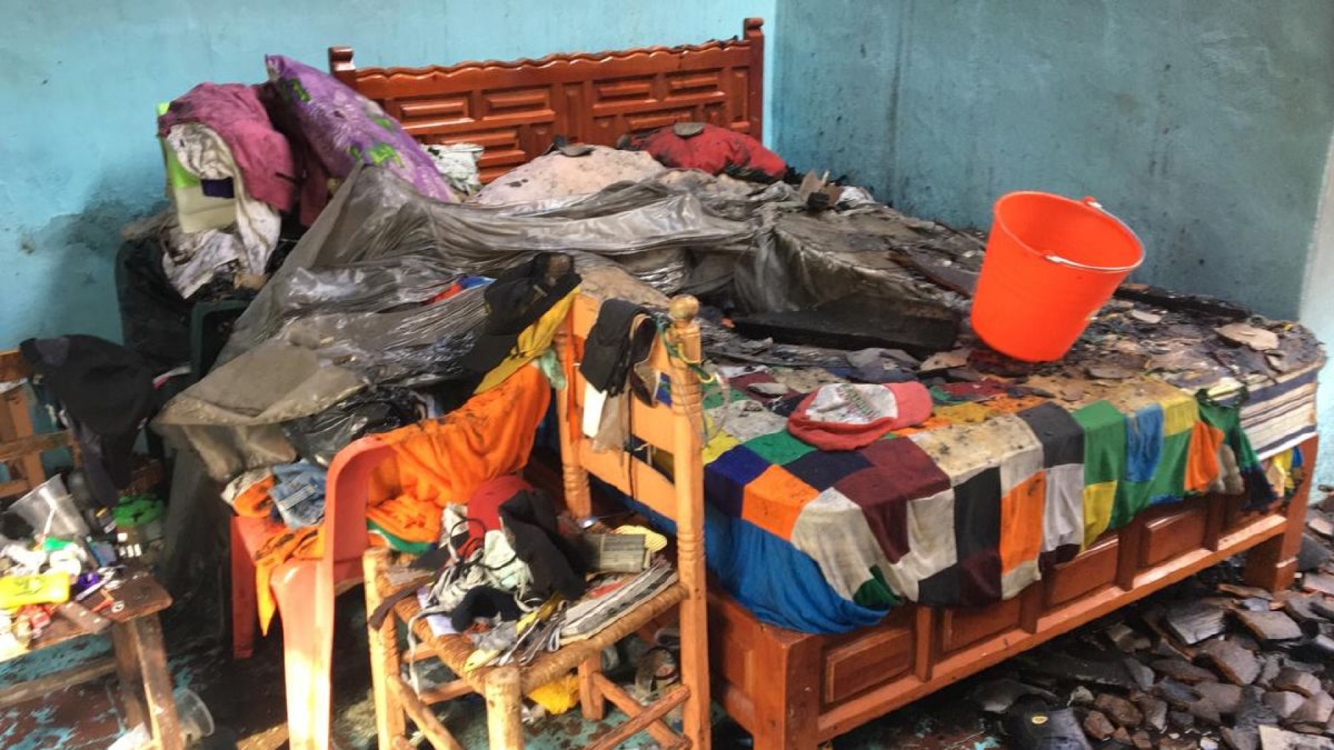 Daños materiales, saldo de incendio en una casa de Miacatlán