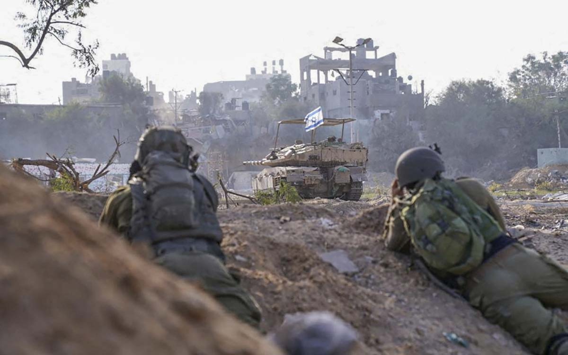 Ejército israelí confirma que sus tanques han entrado en la ciudad de Gaza