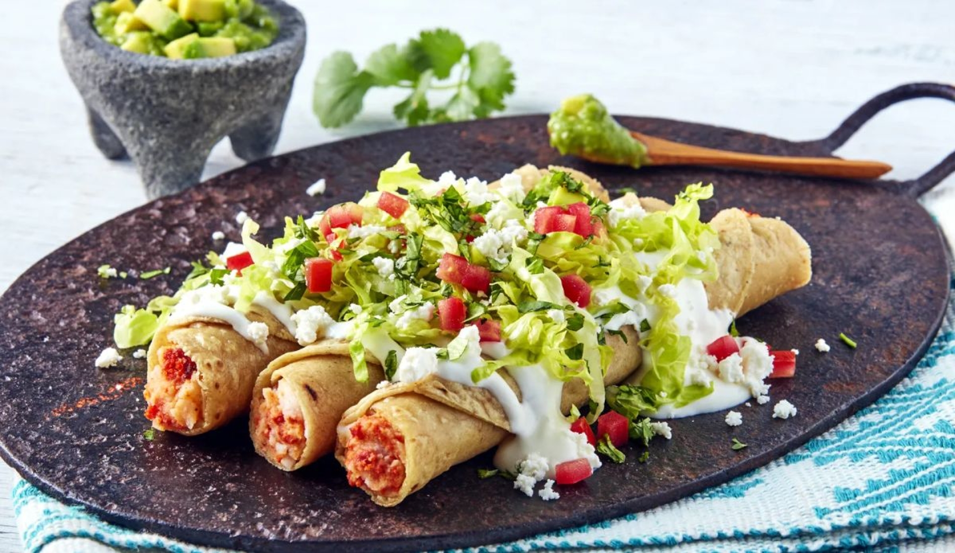 Flautas de papa económicas para comer rico sin gastar de más