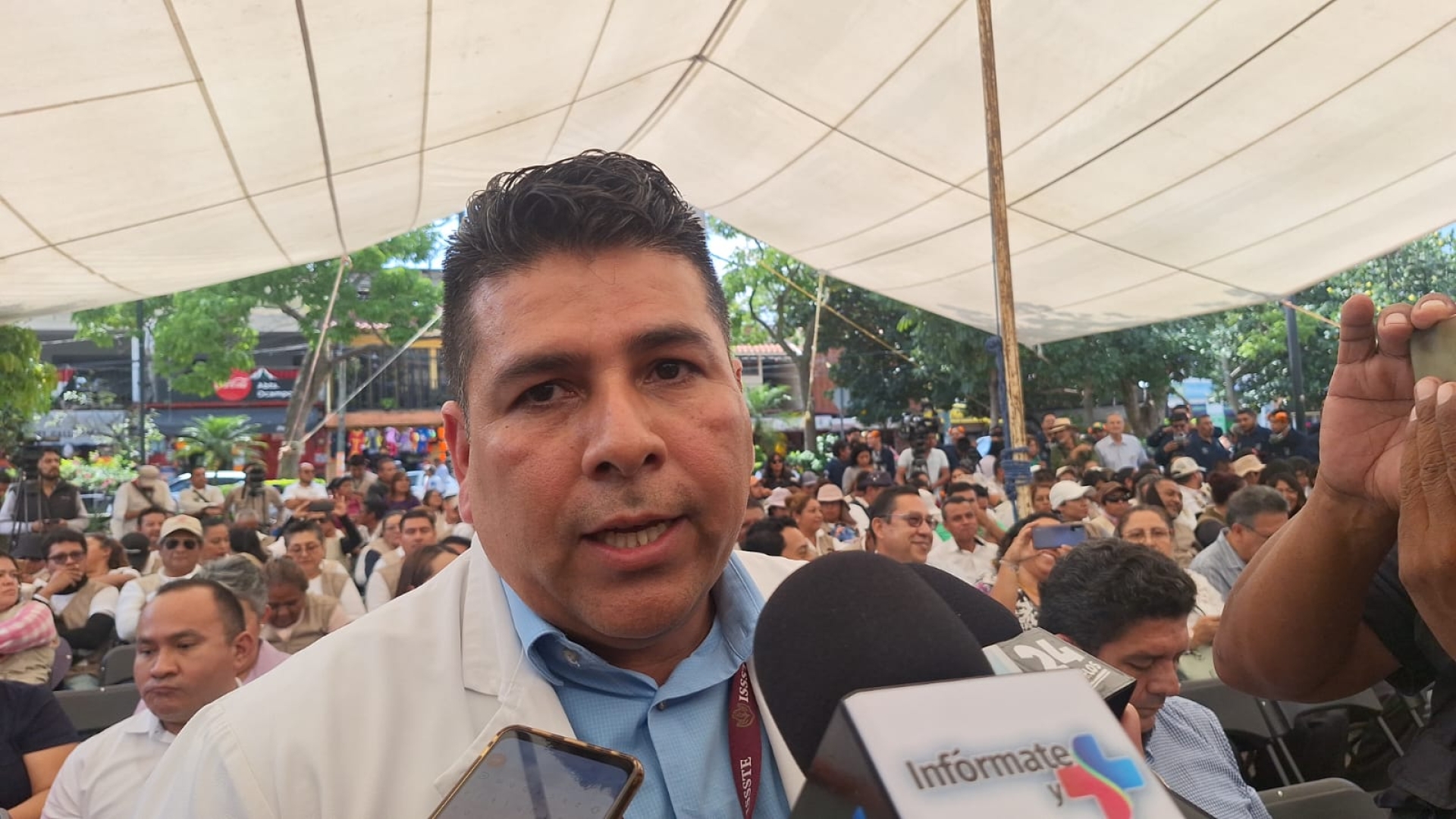 Atiende ISSSTE a 40 excursionistas por intoxicación