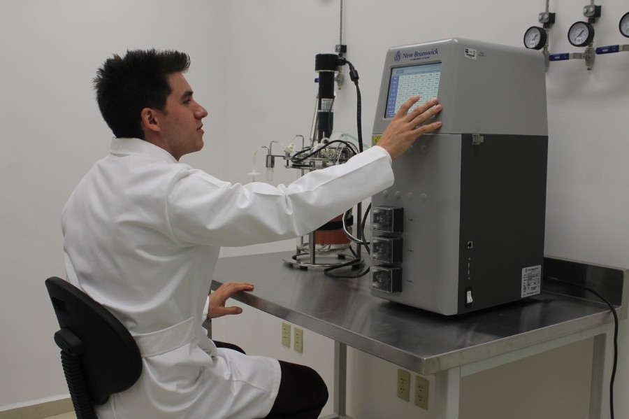 Apertura de espacios de investigación refuerza vinculación UAEM-UNAM: Urquiza Beltrán