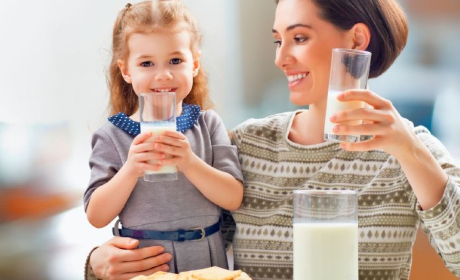 ¿Es realmente perjudicial ingerir leche en la edad adulta?