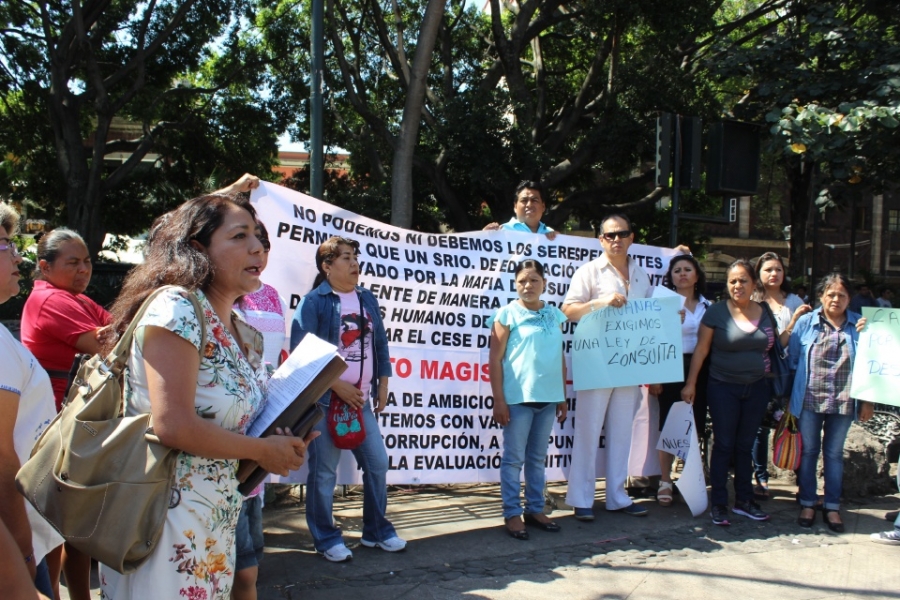 Suspenden pago a maestros que no se evaluaron