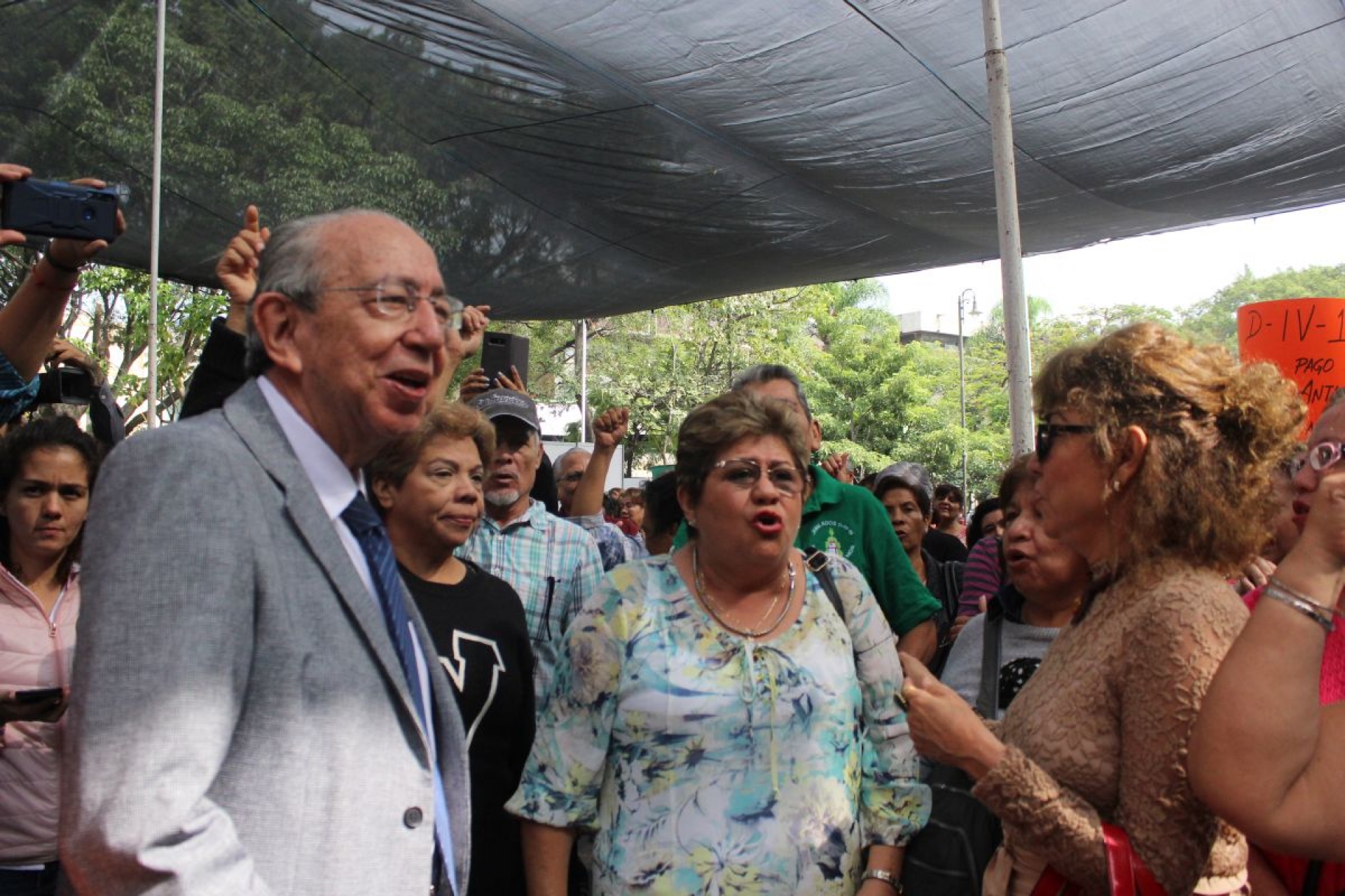 El SNTE promueve la protesta de los profesores jubilados