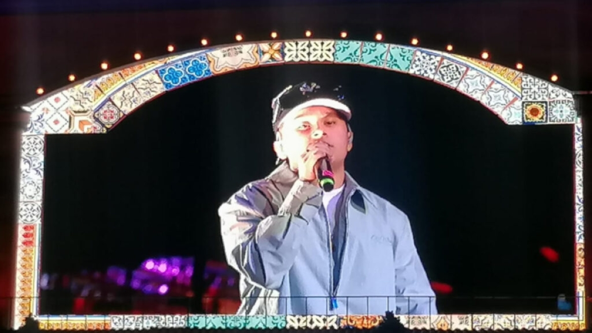 'Yahritza y su esencia': Entre abucheos y aplausos en el 'Festival Arre'