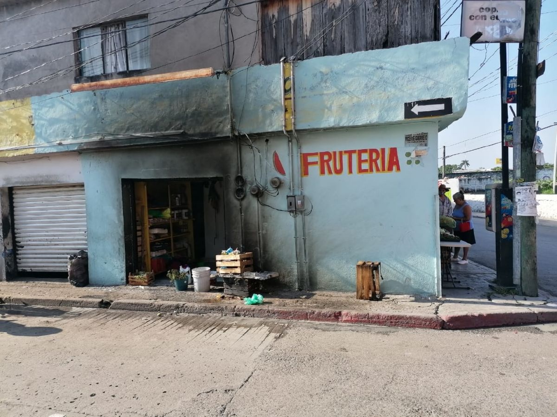 Incendian una pollería y una verdulería en Acatlipa