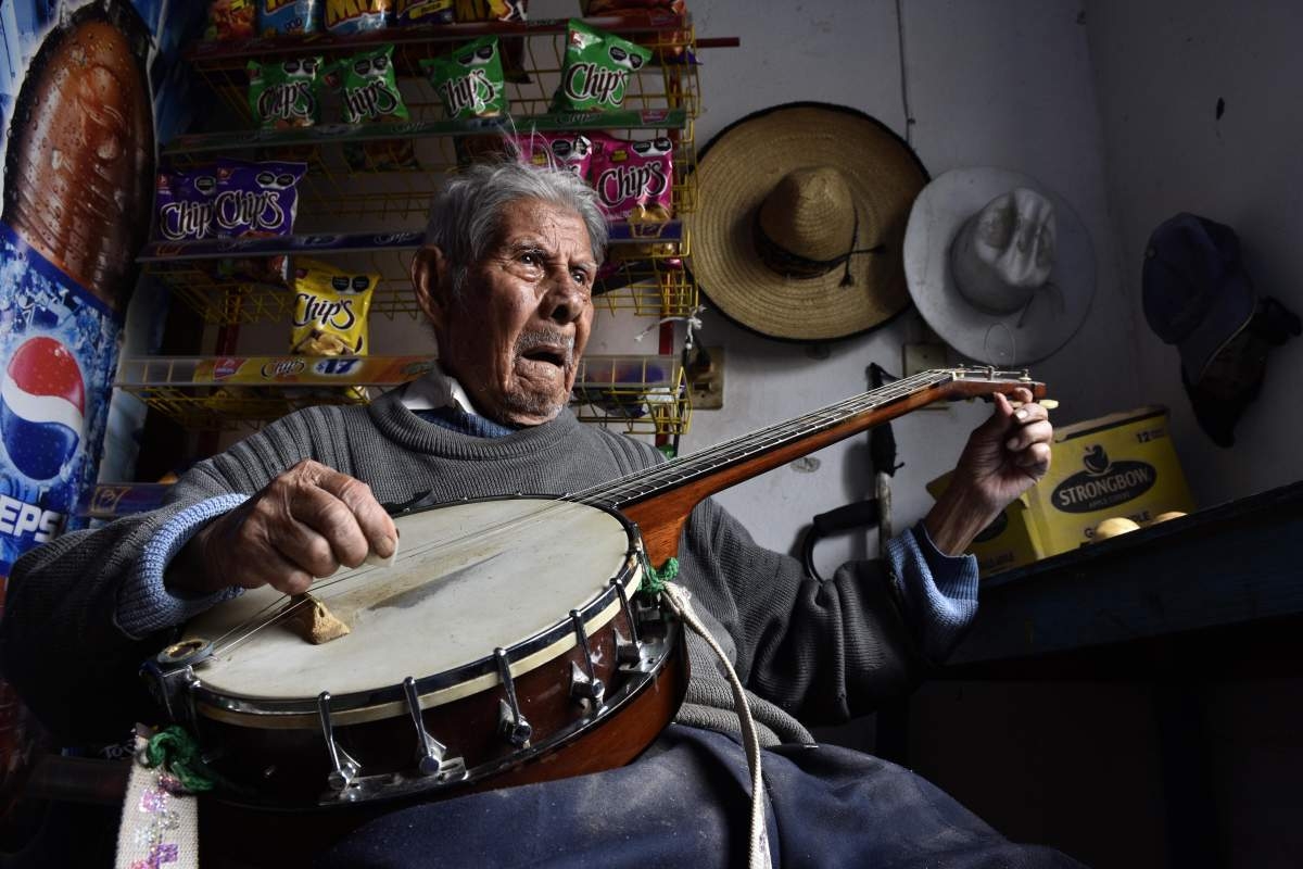 Benigno López Montes, músico de los huehuenches