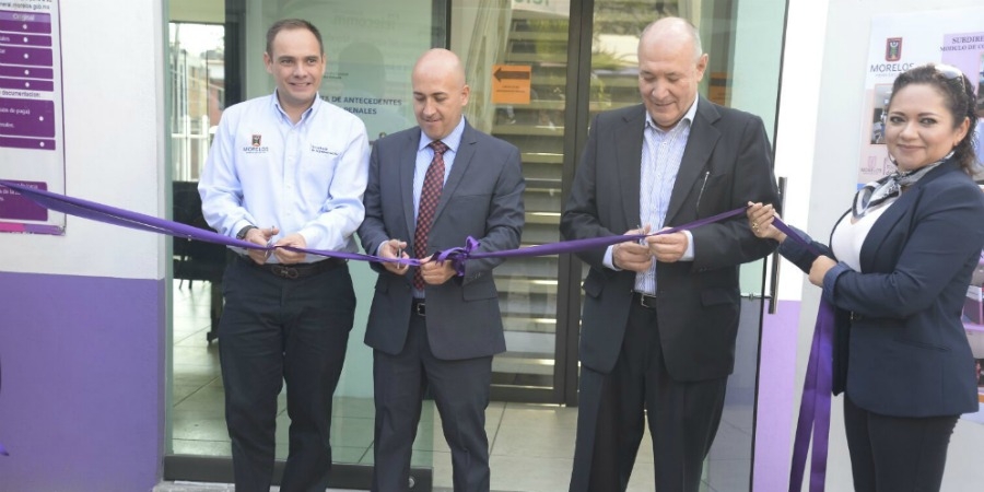 Inauguran nuevo sistema para la emisión de cartas de antecedentes no penales en la FGE