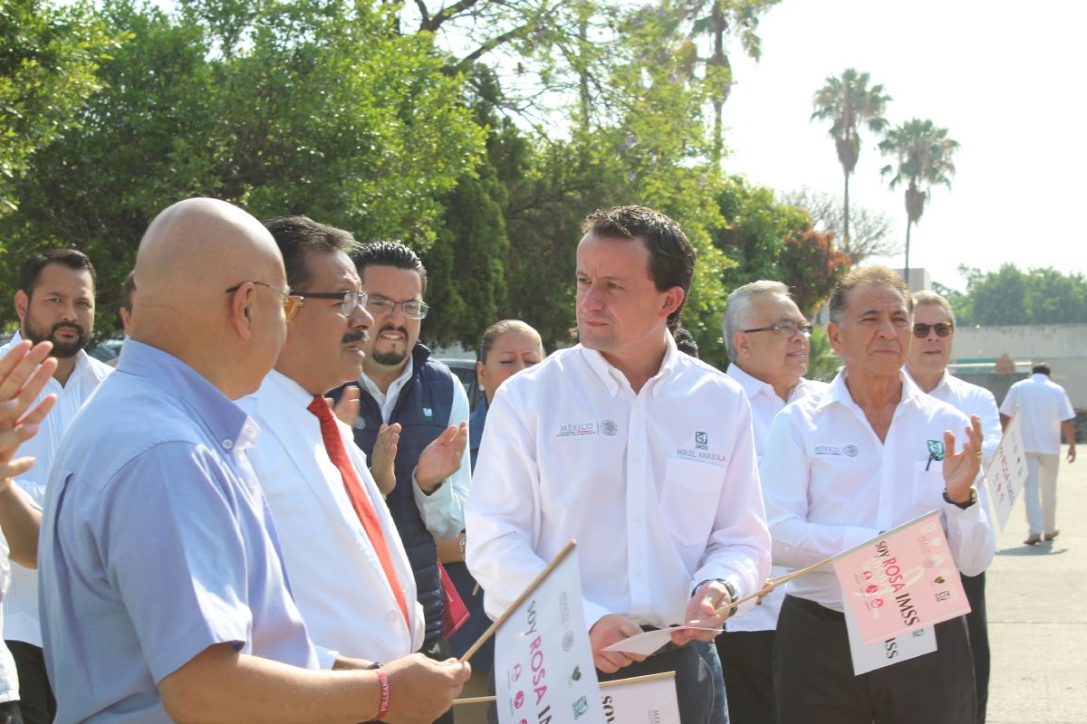 En gira por Morelos, el director del IMSS anuncia millonaria inversión para la entidad