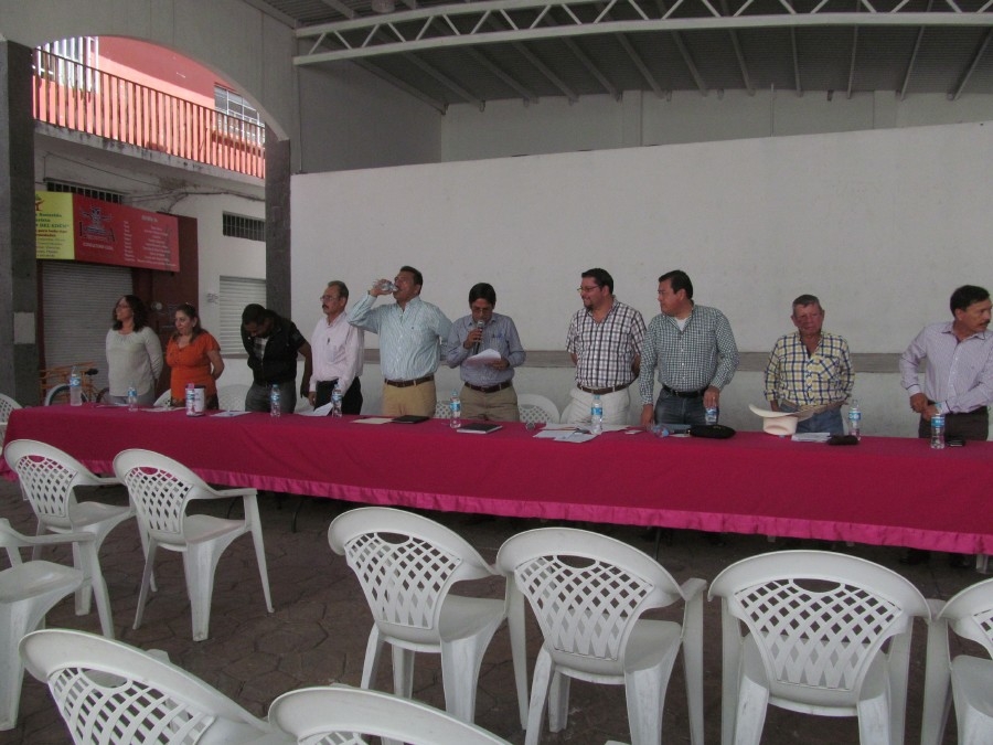 Incumple edil con proponer recorte de prebendas a cuerpo edilicio