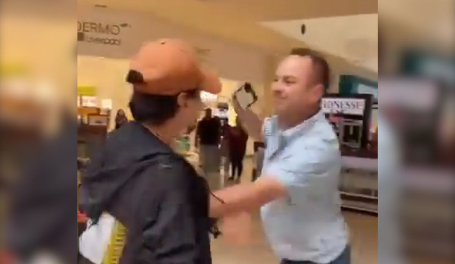 Hombre apodado 'Lord Volumen' interrumpe concierto y agrede a banda en Irapuato