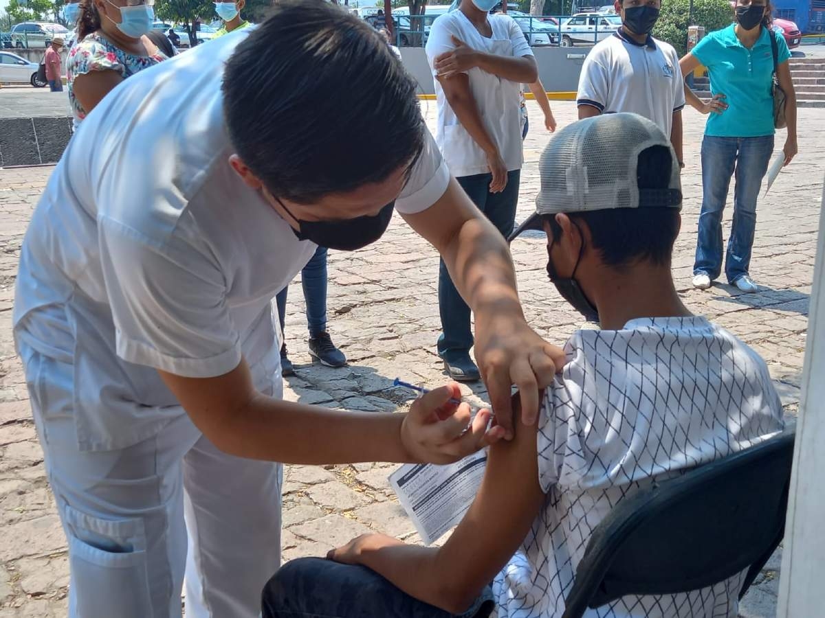 Poca demanda de vacuna anticovid para niños de 12 a 14 años en la región sur