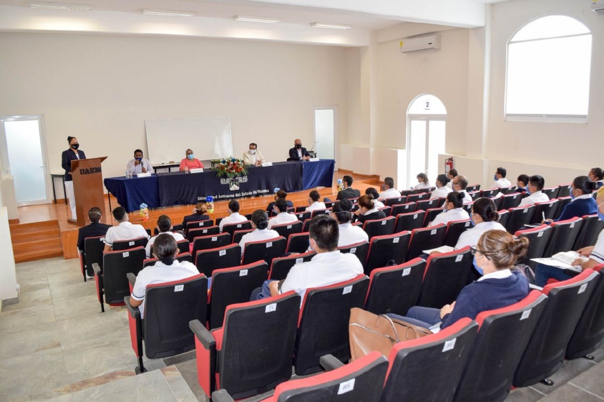 Asignan 6 campos clínicos para enfermería