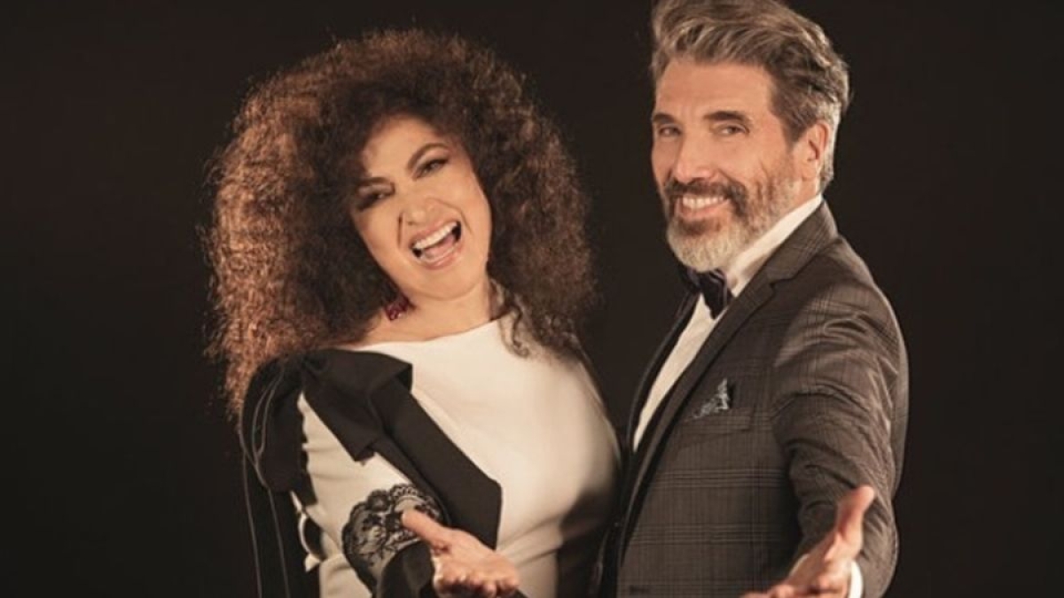 Diego Verdaguer ‘regresa’ a cantar junto Amanda Miguel y Ana Victoria como holograma; así se ve