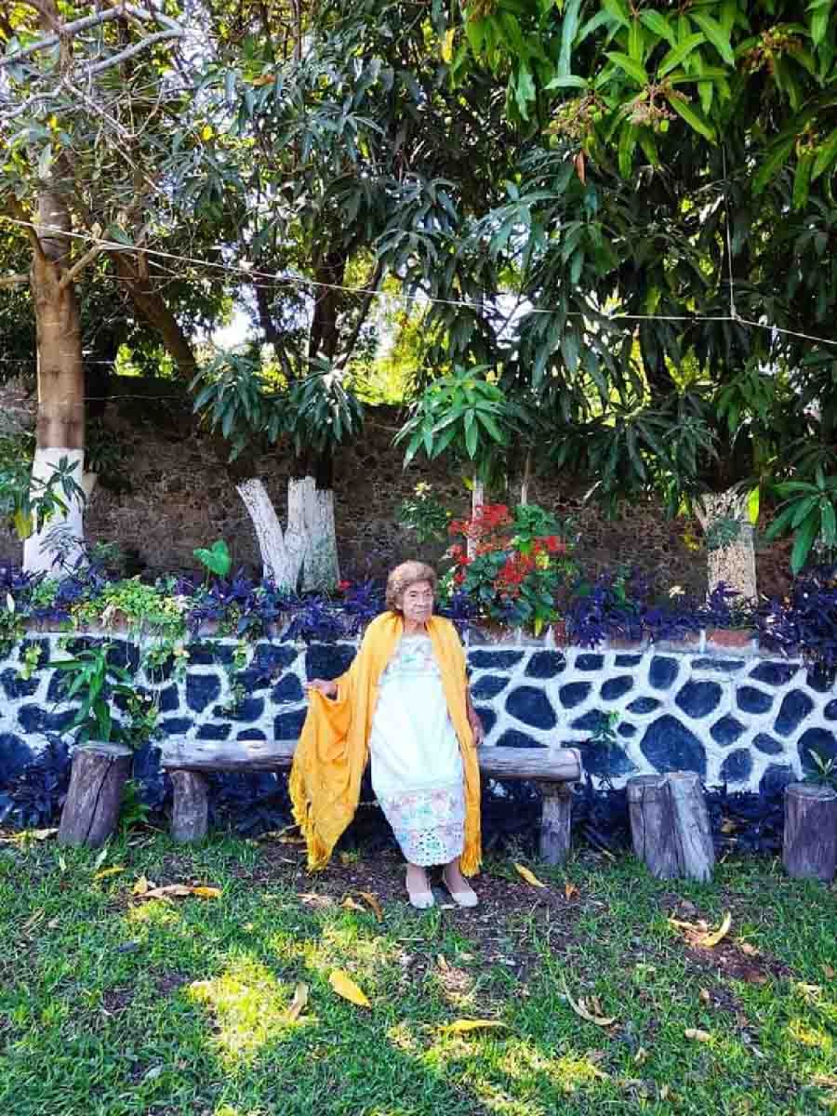 Celebran 94 años de “Mamá Teo” en Coatetelco