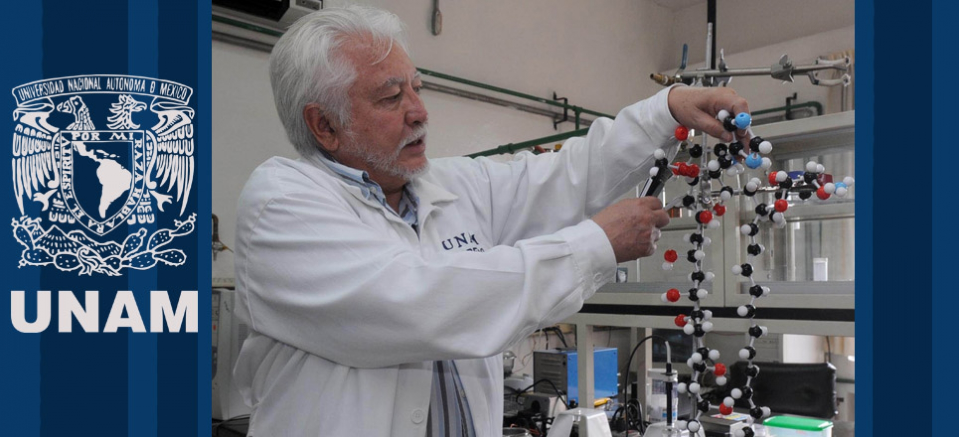 Distingue UAEM con Doctorado Honoris Causa a Iván Ortega Blake