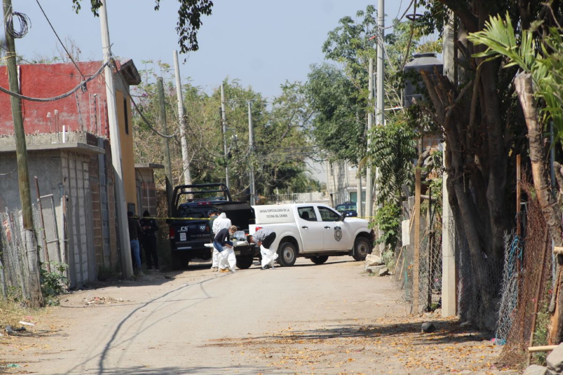 Murió atado a un poste