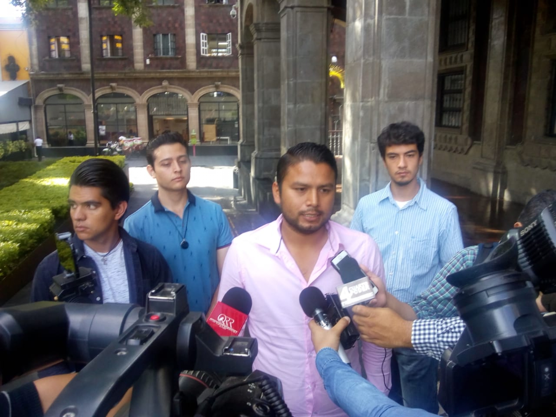 Demandan estudiantes de Nutrición de la UAEM asamblea general