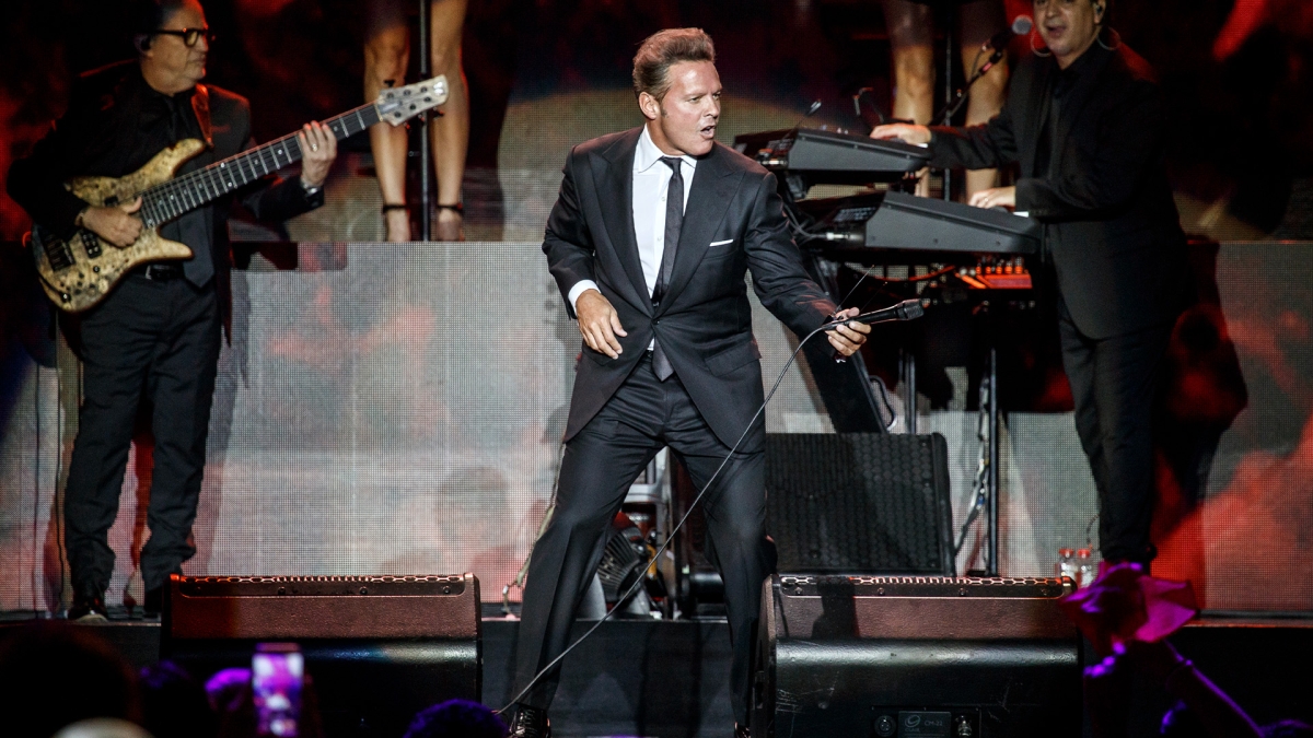 La gira de Luis Miguel registra récord absoluto de ventas en su primer día
