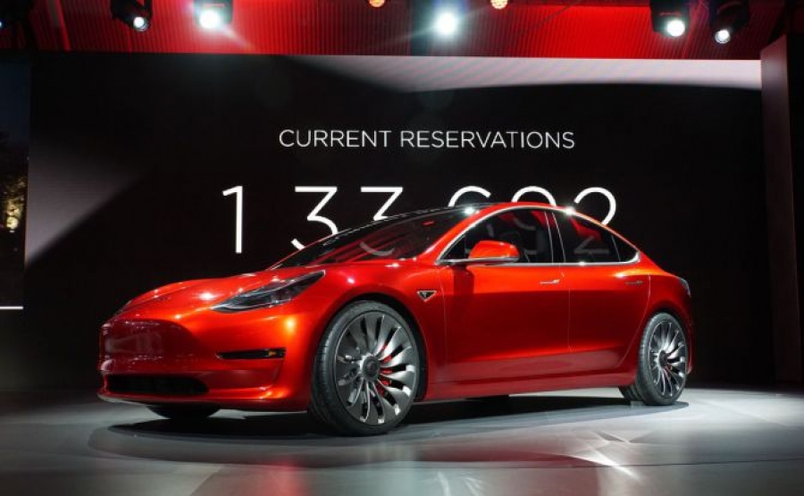 Tesla patenta las llantas del Model 3