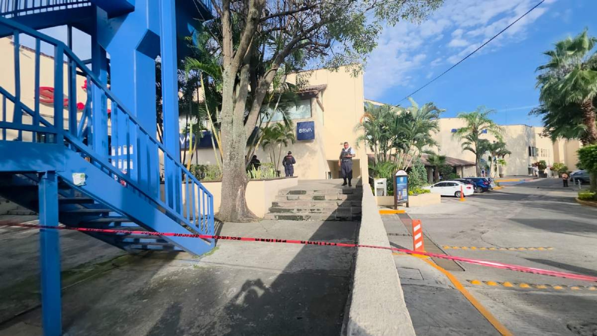 Se registra violento asalto en Lomas de la Selva
