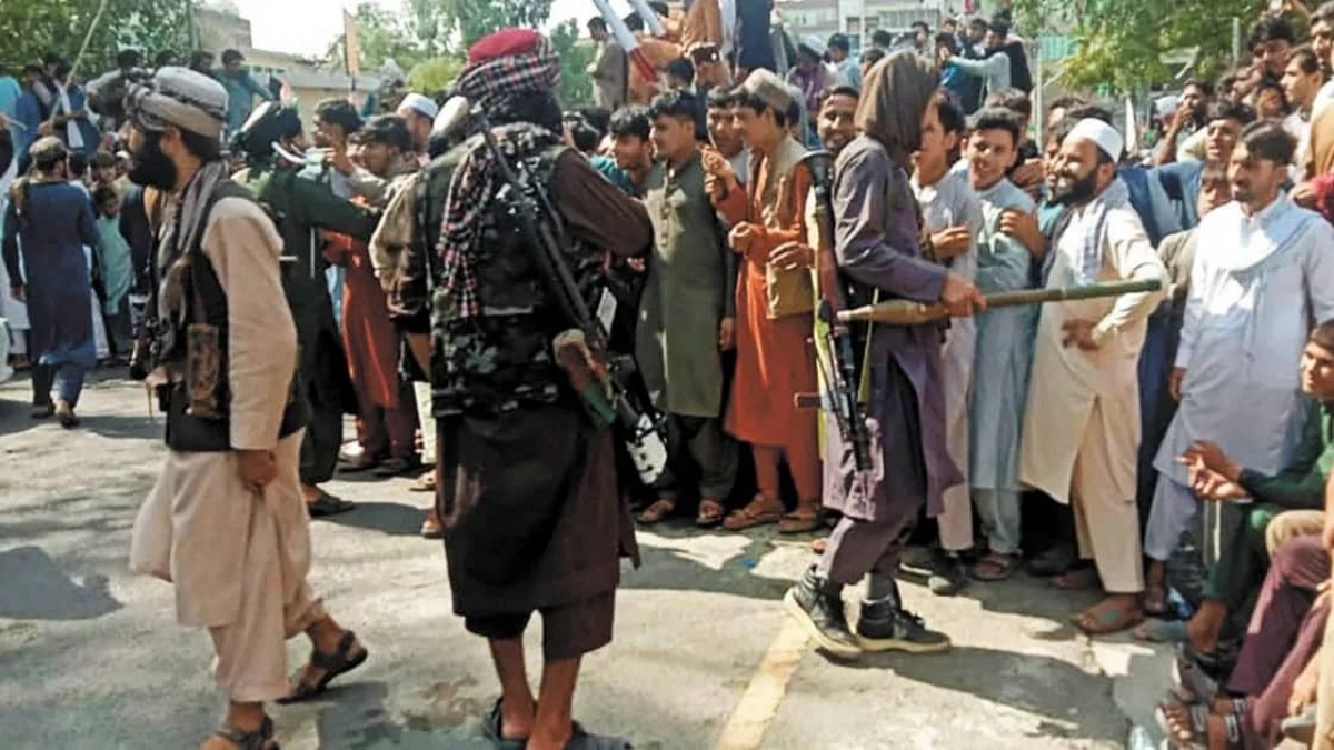 China desea relación amistosa con los talibanes