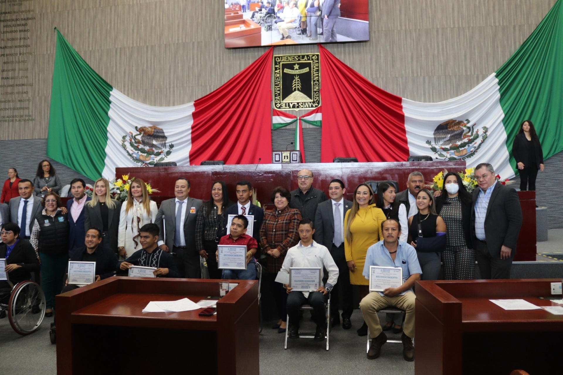 Entrega Congreso local Premio a las Personas con Discapacidad 'Gabriela R. Brimmer Dlugacz'