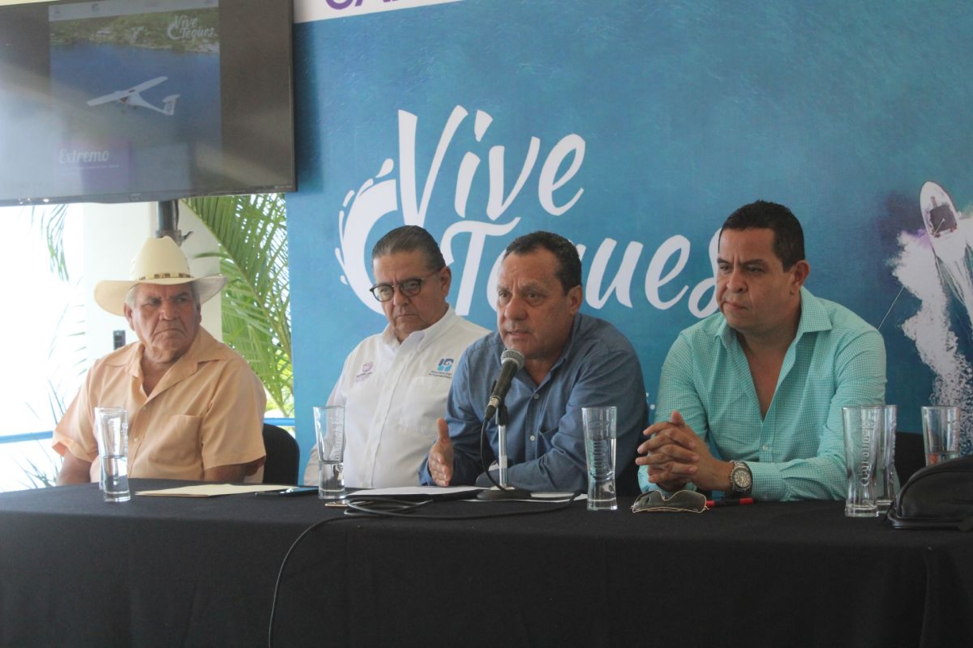 Presenta SDS campaña de promoción "Vive Teques"