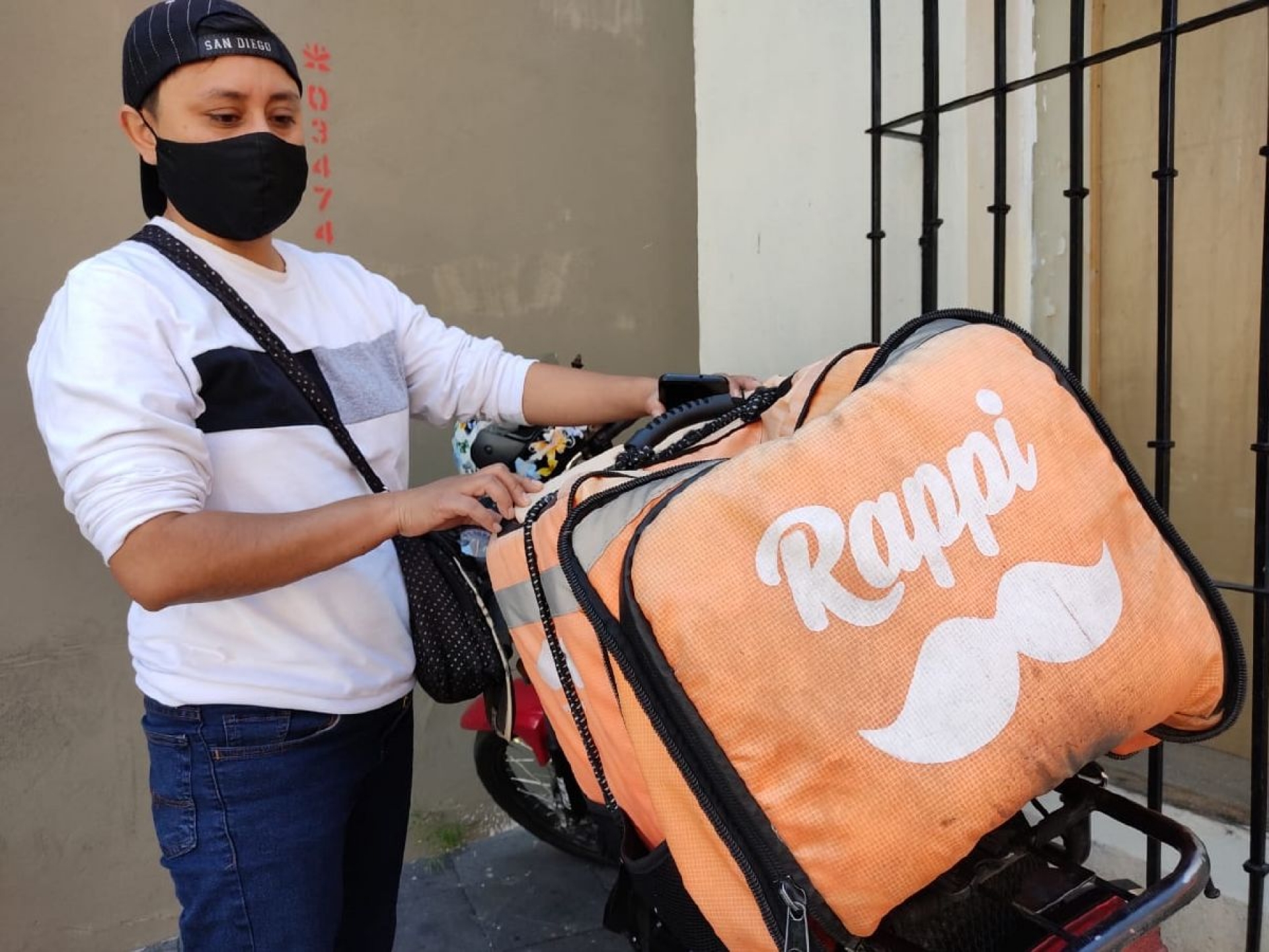 Servicios de comida a domicilio se incrementaron con la pandemia