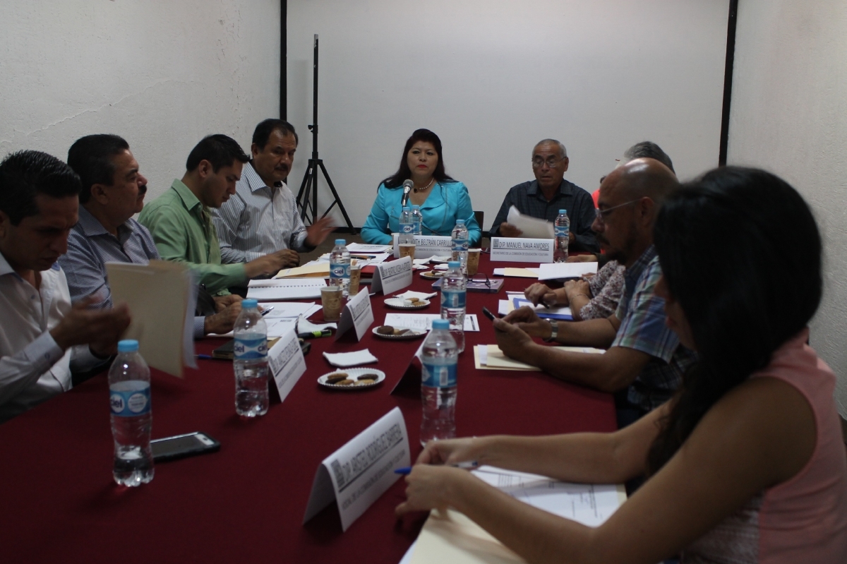 Proyectan 69 millones para erradicar cuotas escolares