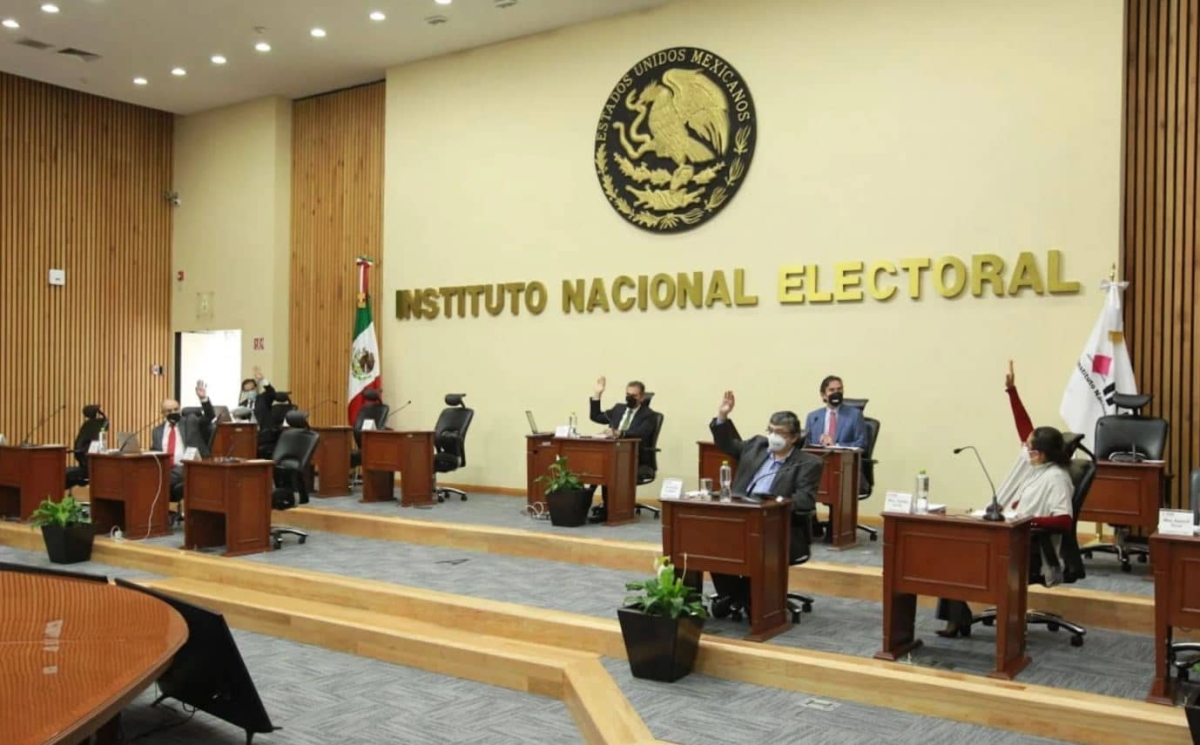 INE ordena a AMLO no promocionar ejercicio de revocación de mandato