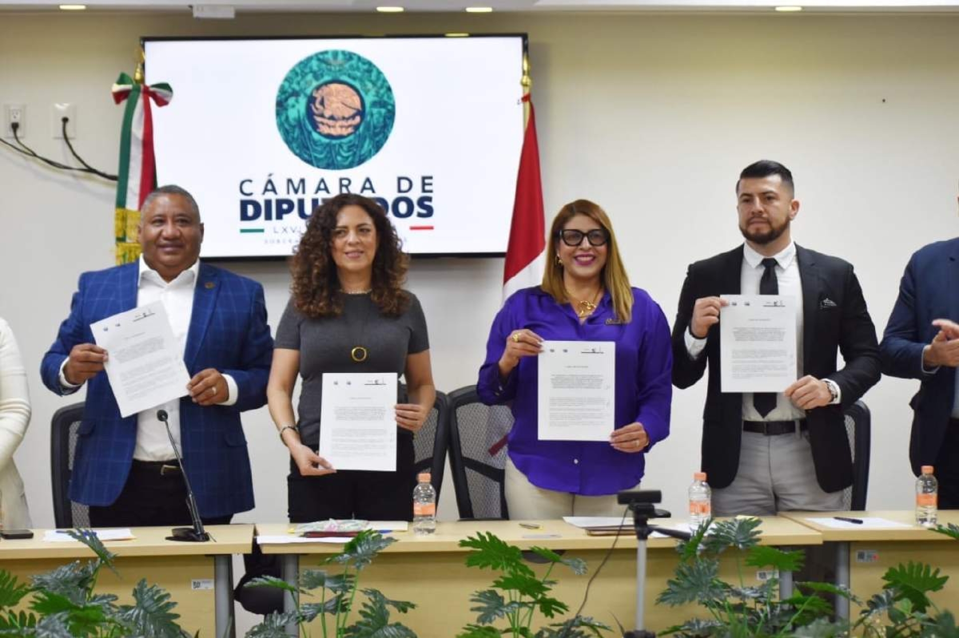 Buscan fortalecer capacidades laborales de migrantes