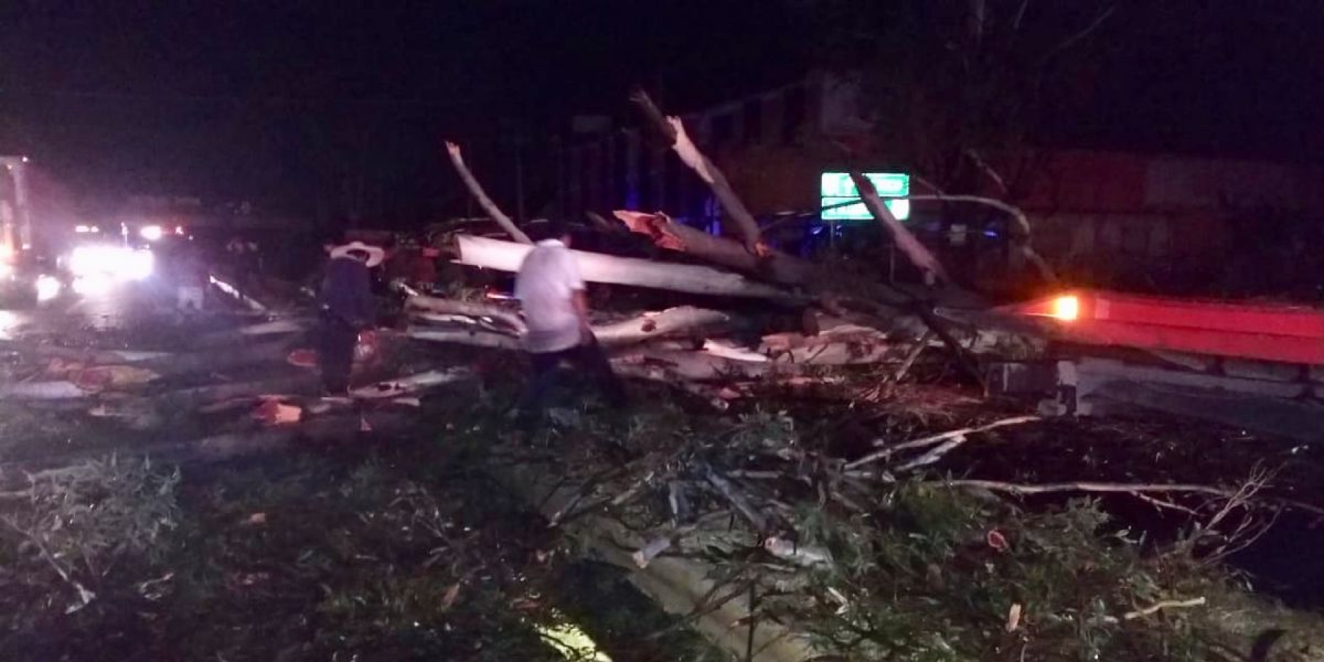 Una persona sin vida y daños materiales dejó la lluvia con vientos en la región oriente