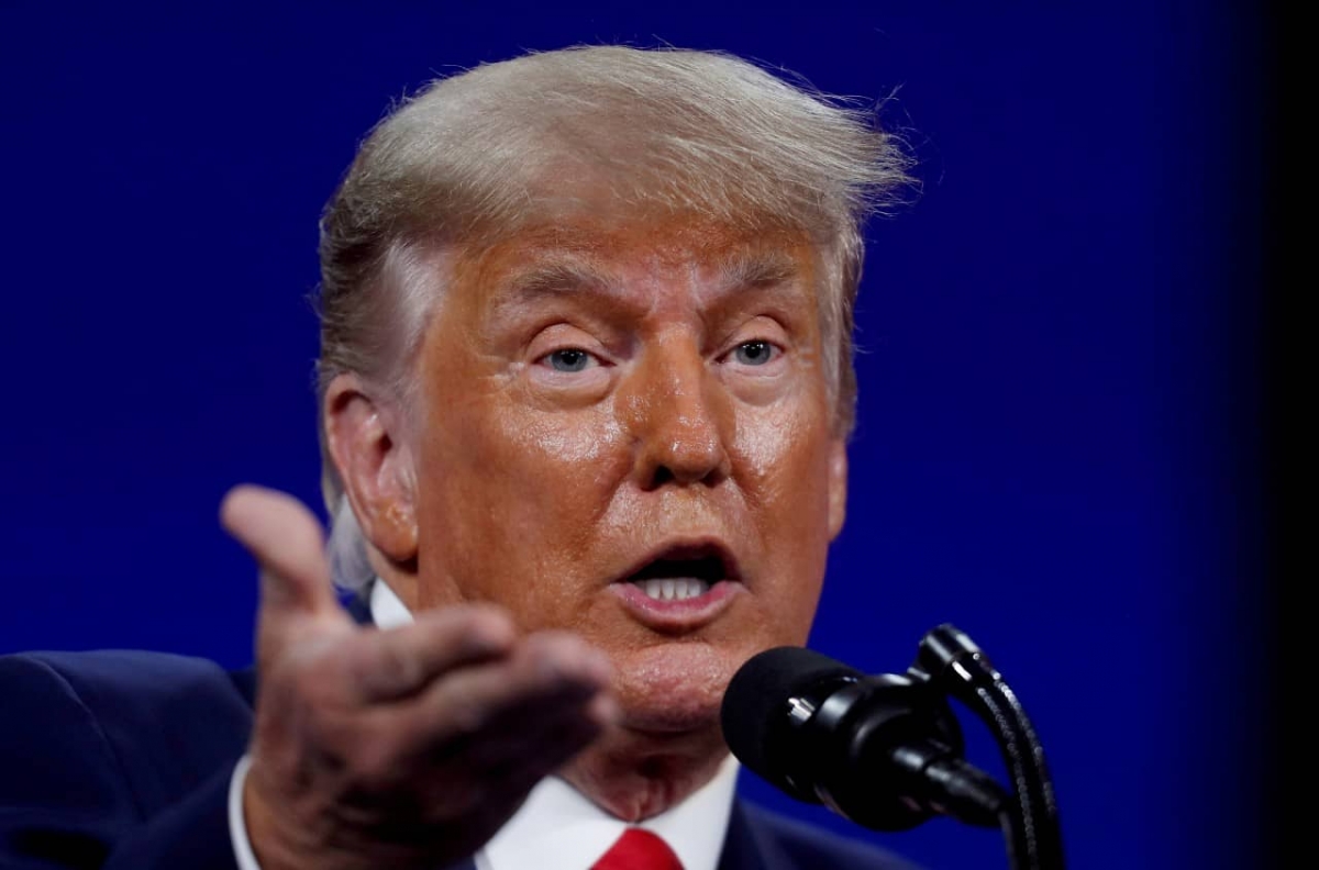 Donald Trump seguirá vetado en Facebook