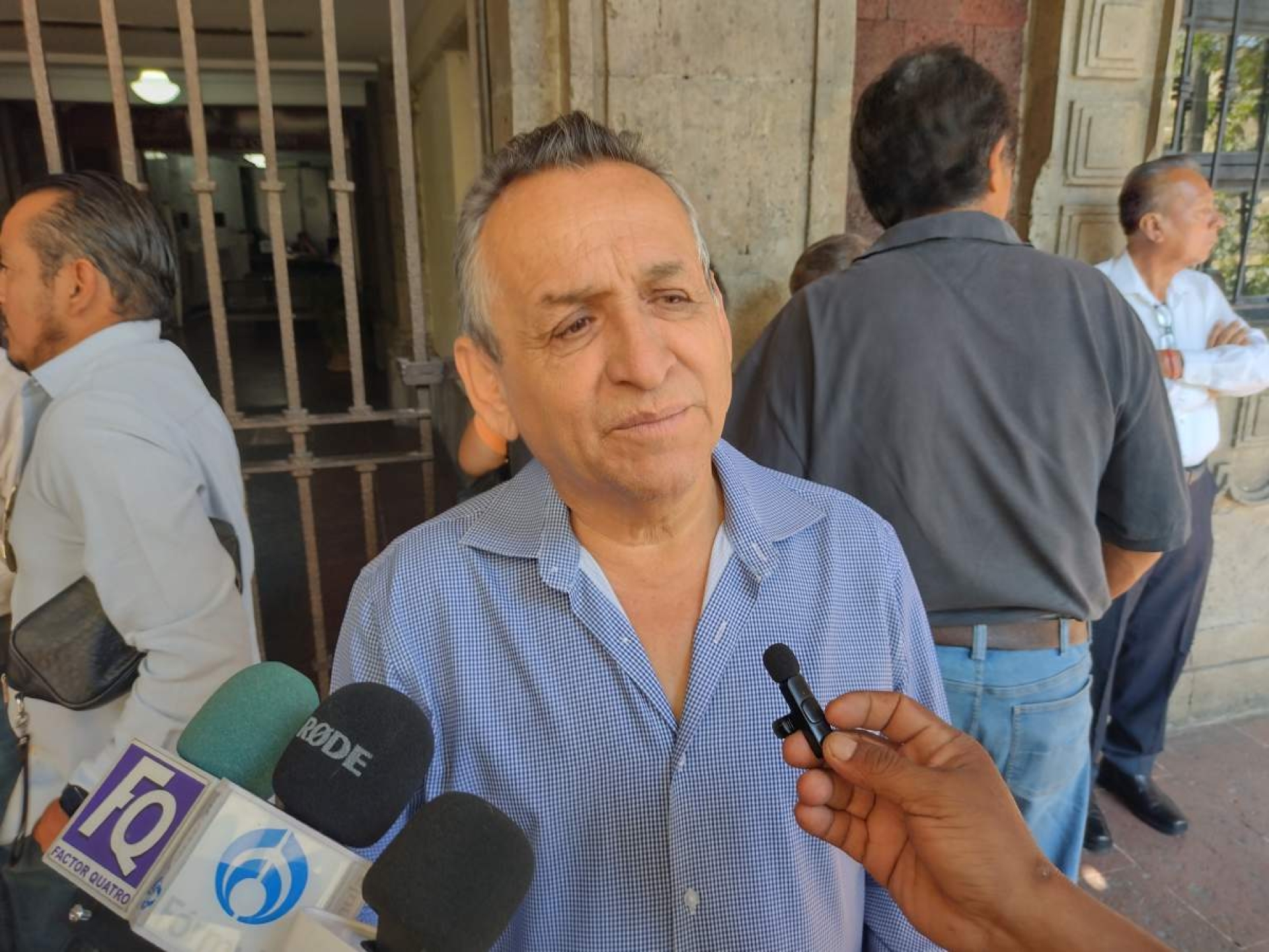 Descartan taxistas realizar protestas