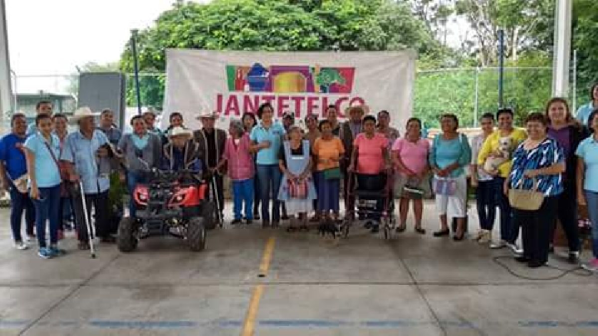 Continúan los festejos del adulto mayor en Jantetelco