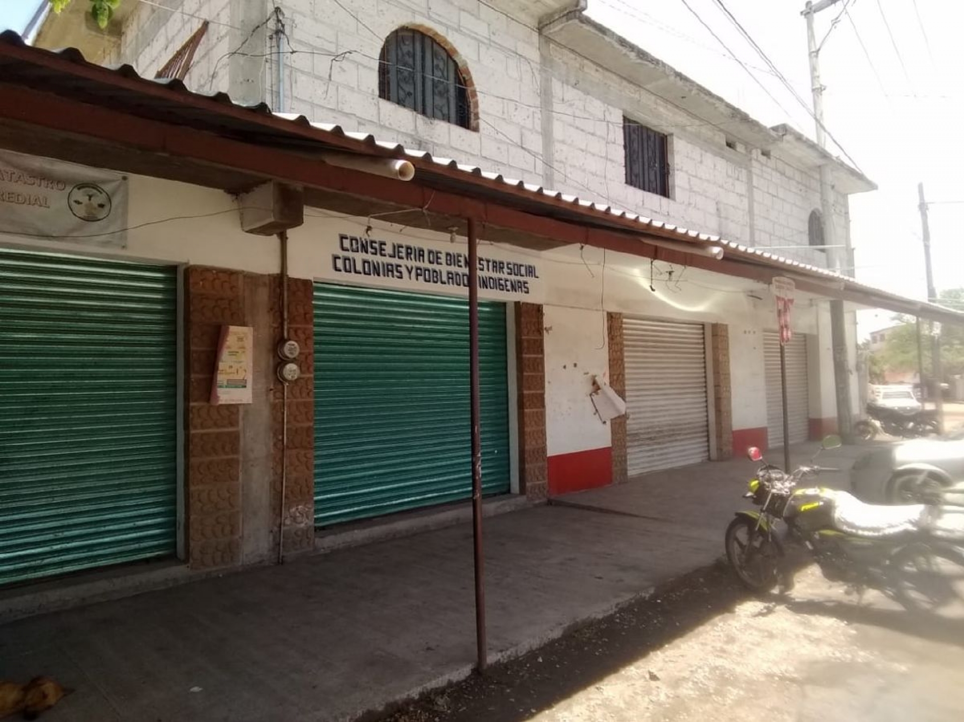Paralizan trabajadores servicios municipales de Xoxocotla