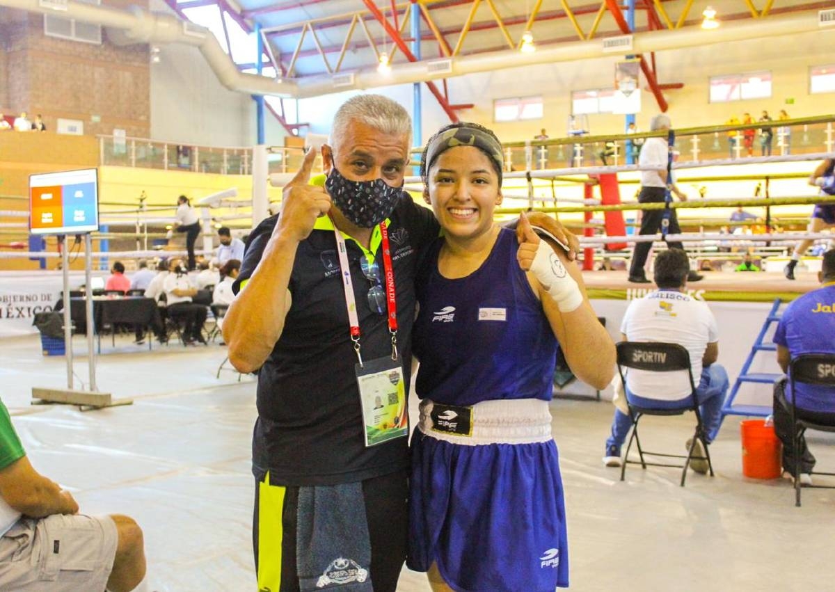 El boxeo asegura dos medallas de bronce