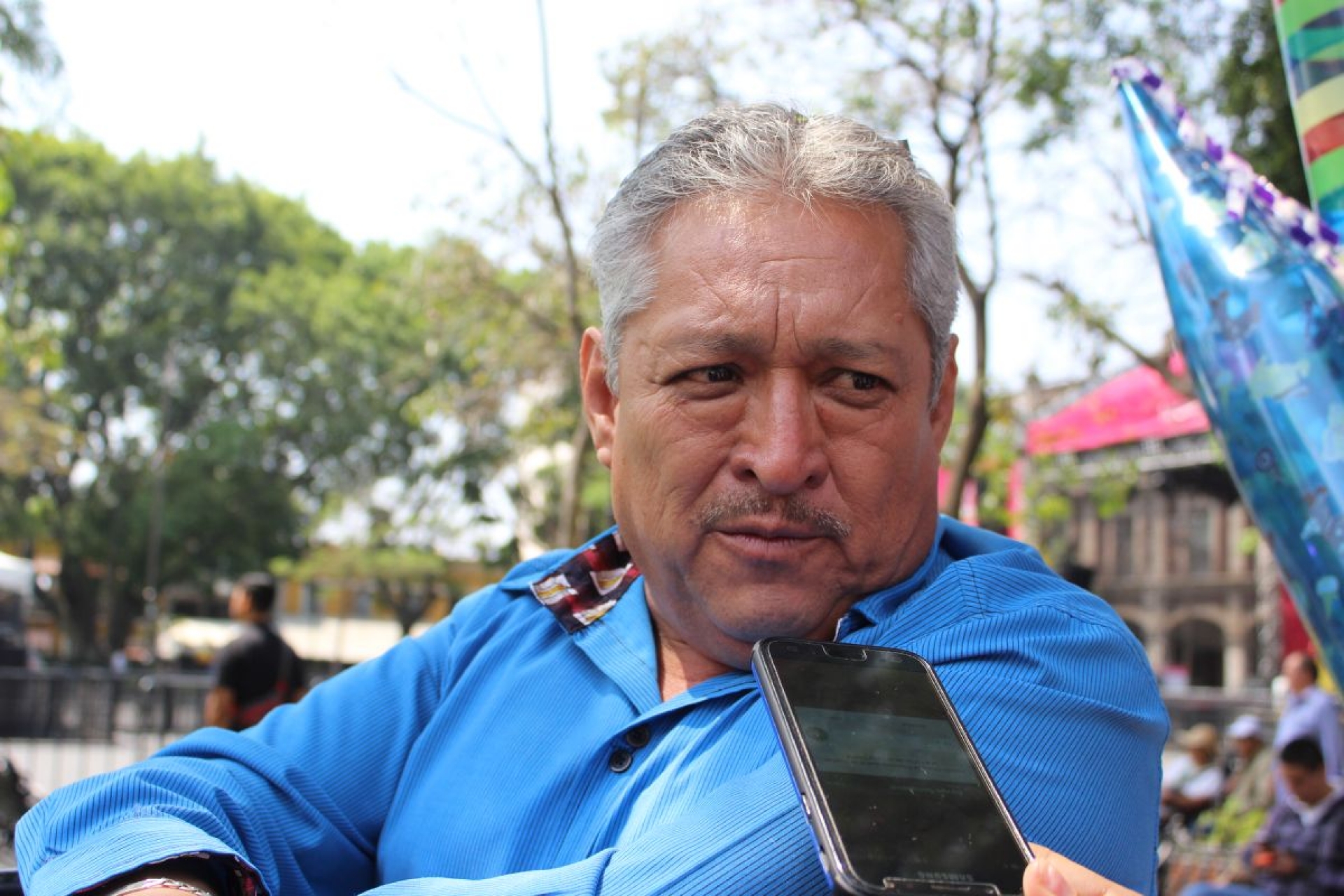 Sin fecha para entregar concesiones; 200 taxistas se amparan