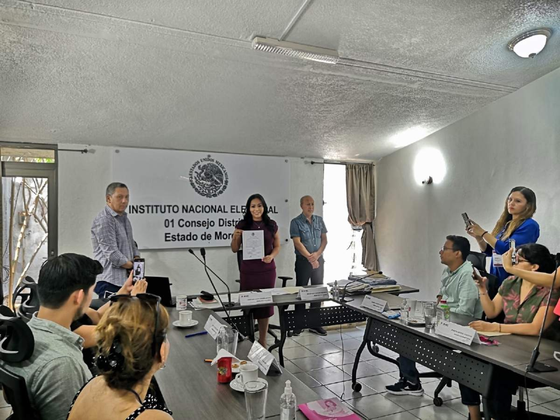 Concluye entrega de constancias de mayoría a diputados federales electos