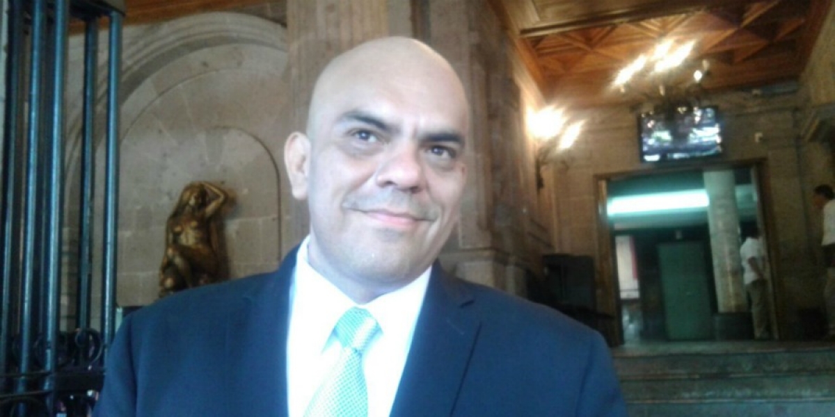 Modificación a la Ley Orgánica del Congreso no abona a la gobernabilidad: Rosete Flores