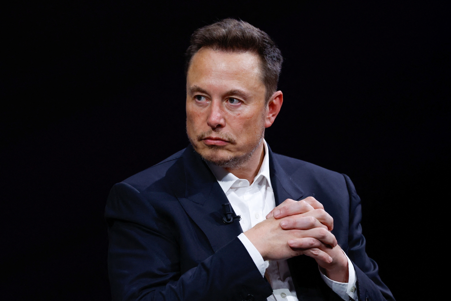 Elon Musk predice avance de la IA 'más allá de la capacidad humana'