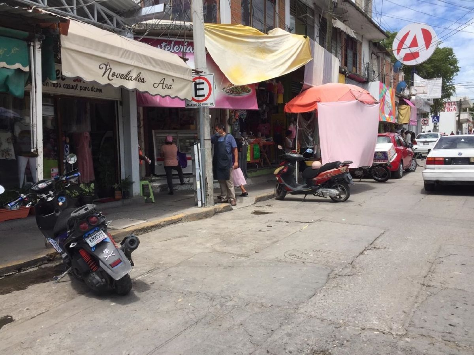Retiran con grúa motocicletas de calle de Jojutla