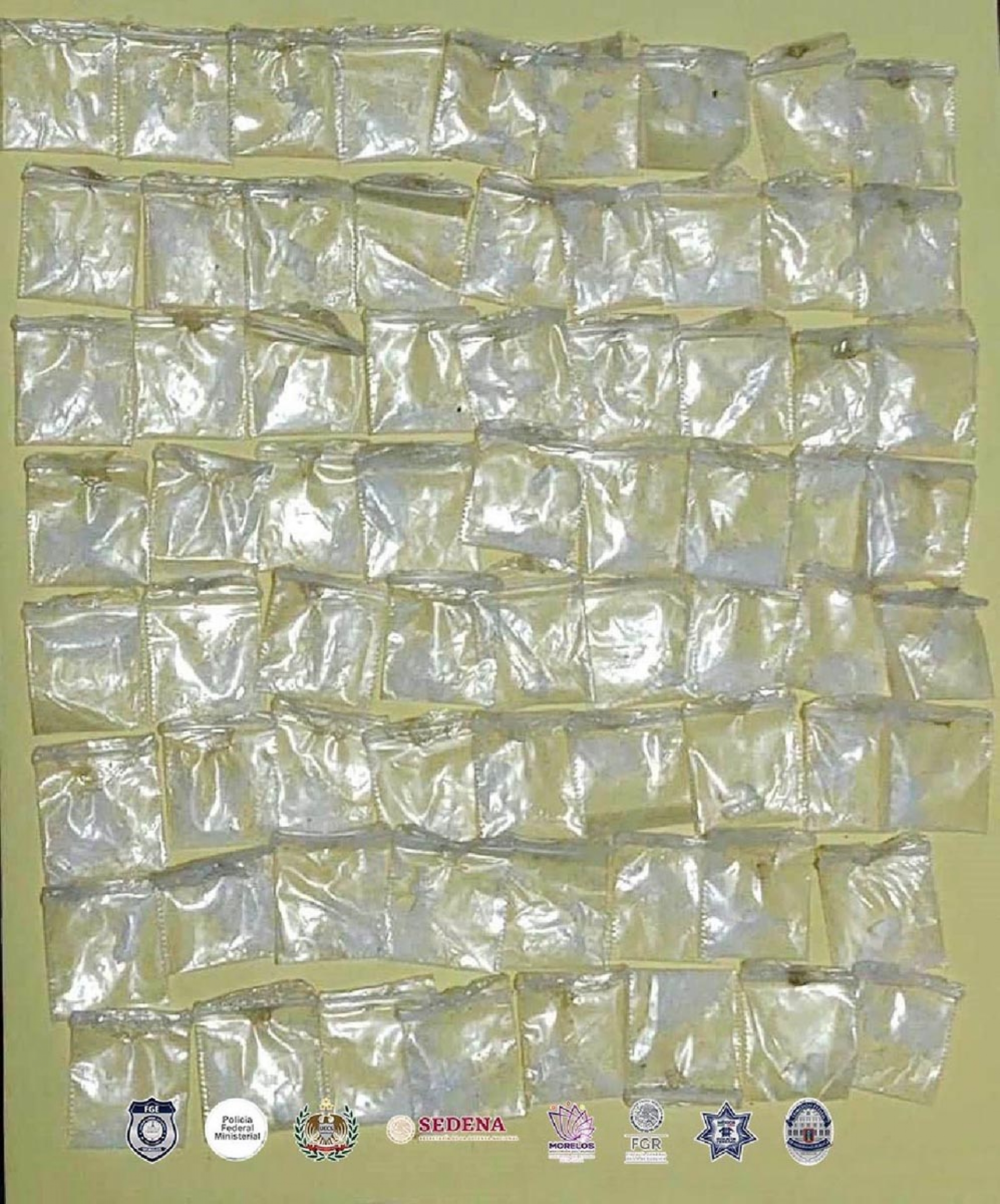 Le hallaron 70 dosis de “cristal” y cuatro bolsas de marihuana
