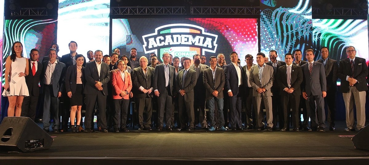 Presentan la Academia Conade