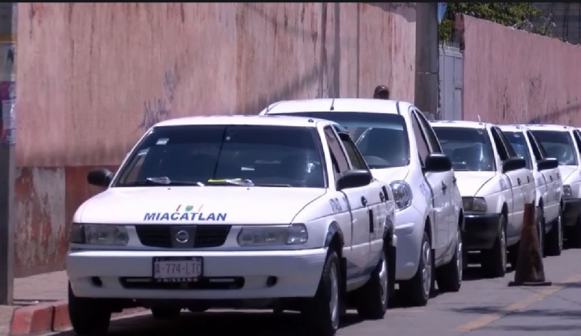 Fuera de circulación, 50 % de taxis de Miacatlán