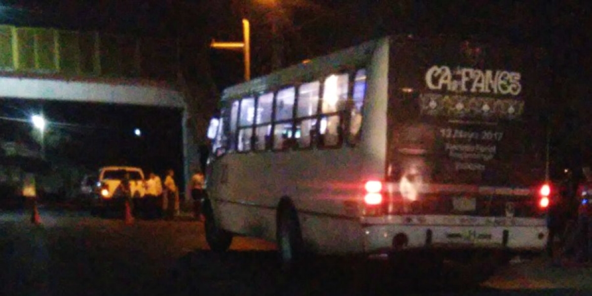 Asesinan a tiros a presunto asaltante en el interior de una ruta, en Temixco