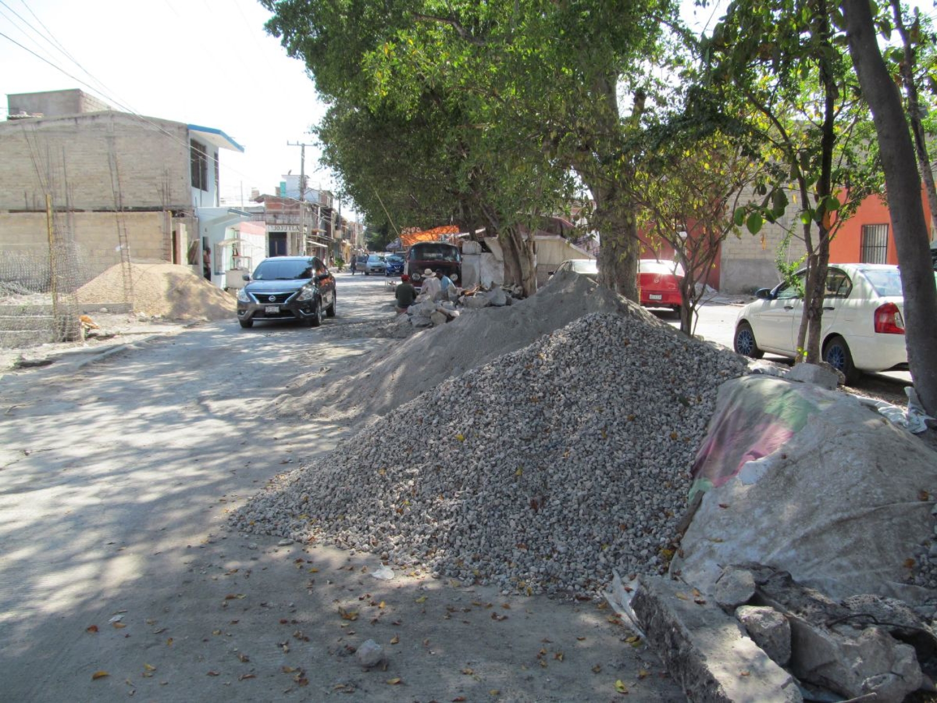 Revisan escombro y material de construcción en la colonia Zapata de Jojutla