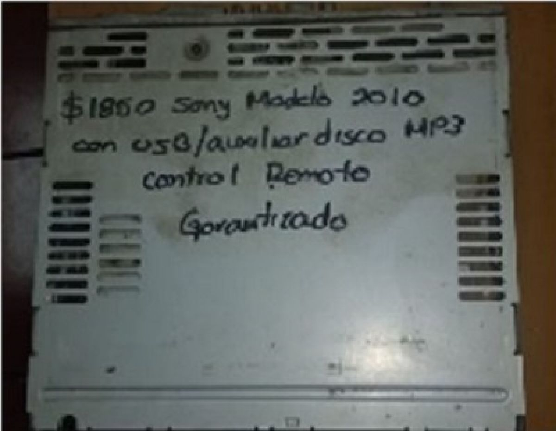 Lo descubrieron robando un autoestéreo